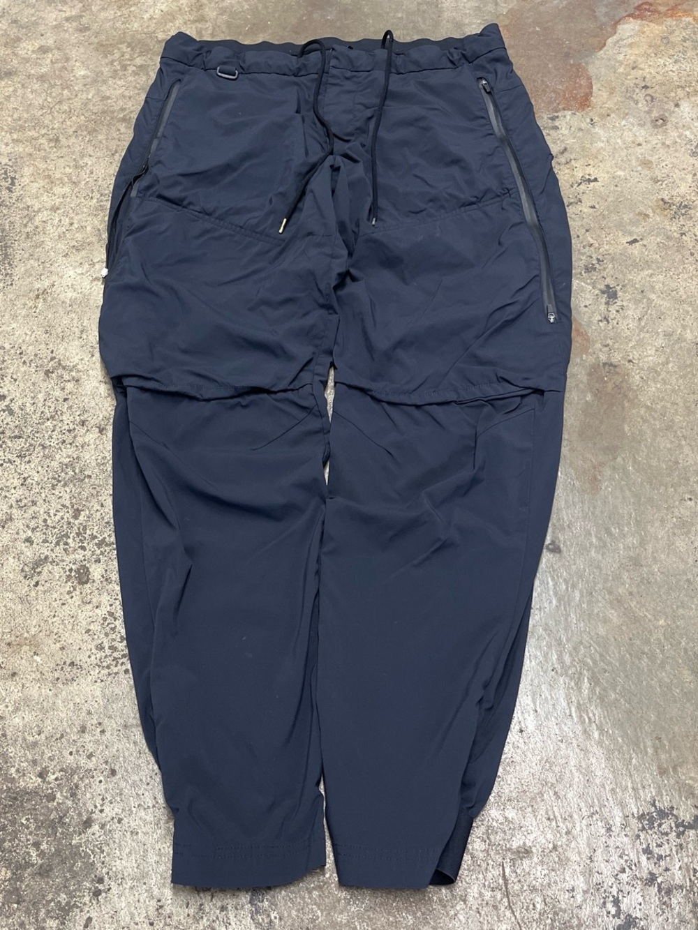 Oakley Windbreaker Joggers Men’s Size 34 Black Lightweight Outdoor Hiking Loose